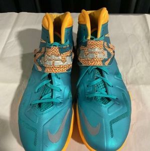 Nike zoom soldier vll